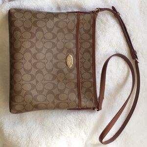 Coach Crossbody-Signature Canvas